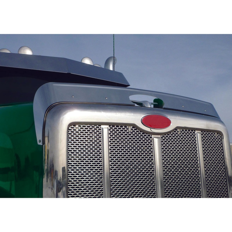 Hoodshield Bug Deflector for Peterbilt 567 (2013+)