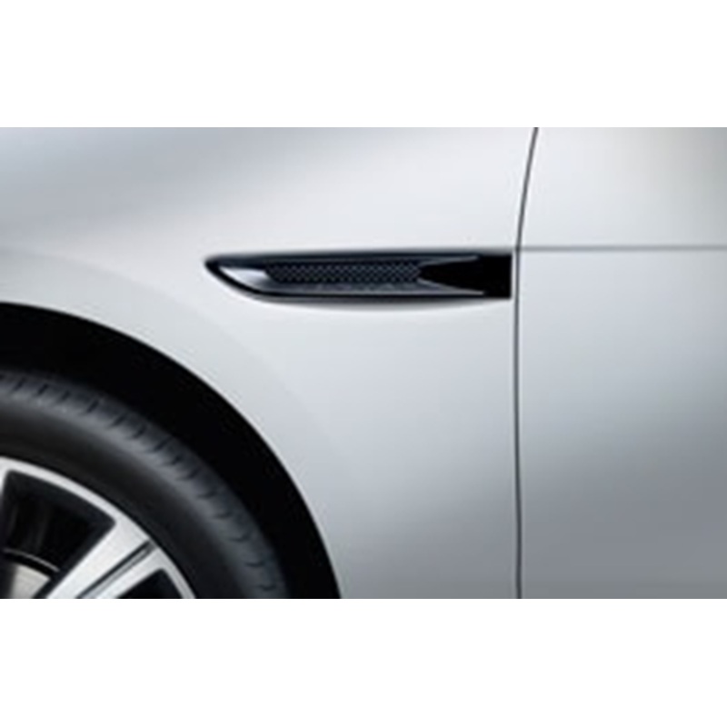 Jaguar F-PACE Side Power Vent Kit – Gloss Black