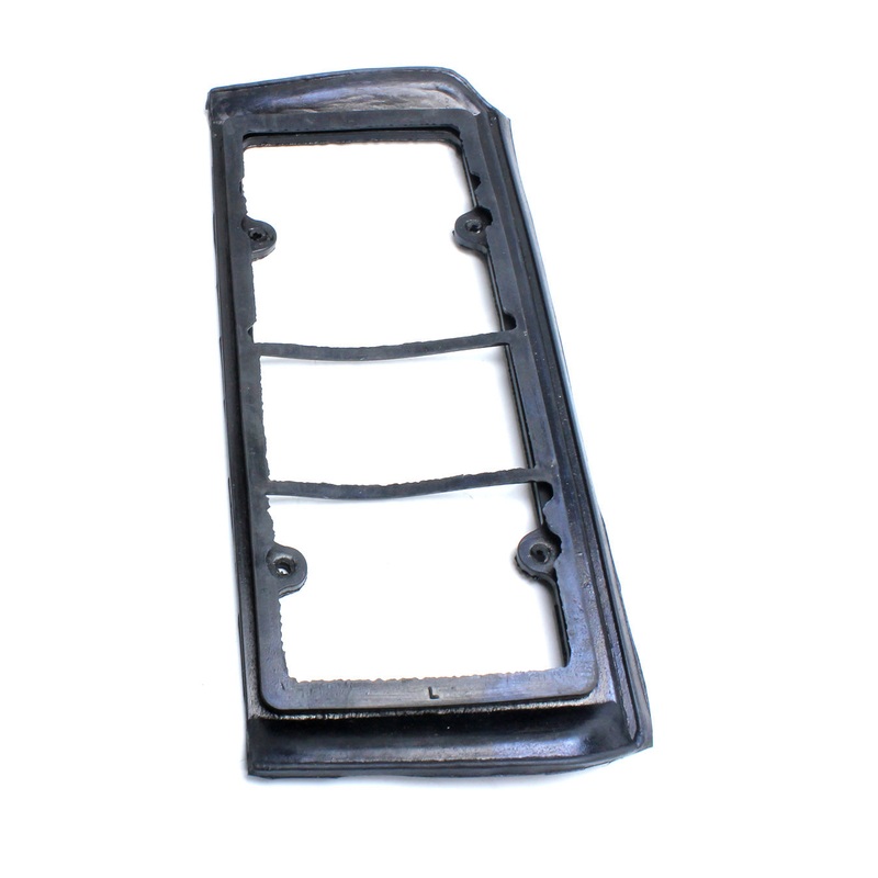 Tail Light Gasket – Left – FJ60/Fj62 Aftermarket