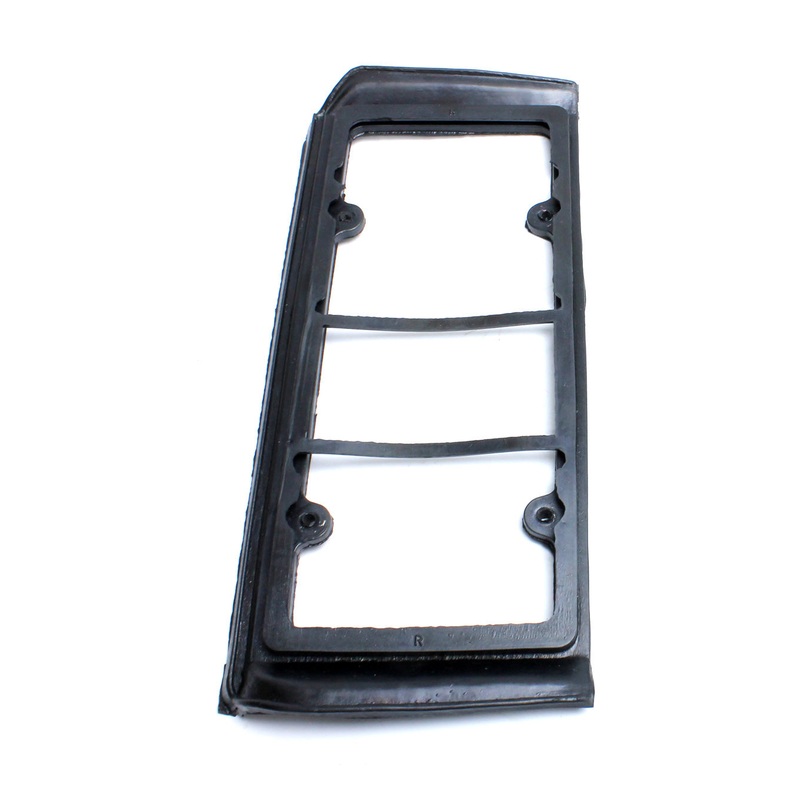 Tail Light Gasket – Right – FJ60/FJ62 Aftermarket