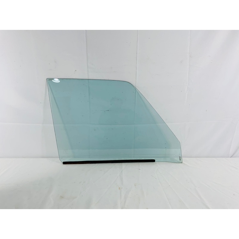 Used – Door Glass Front Right – FJ60 / FJ62 1980-1990