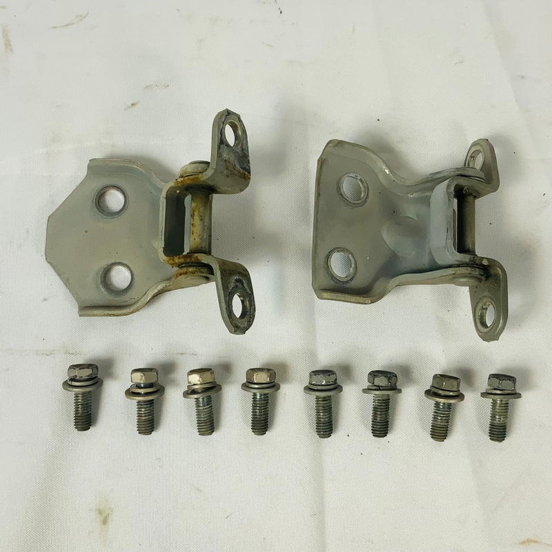 Used – Door Hinge Pair Left Front – FJ60 / FJ62 1980-1990